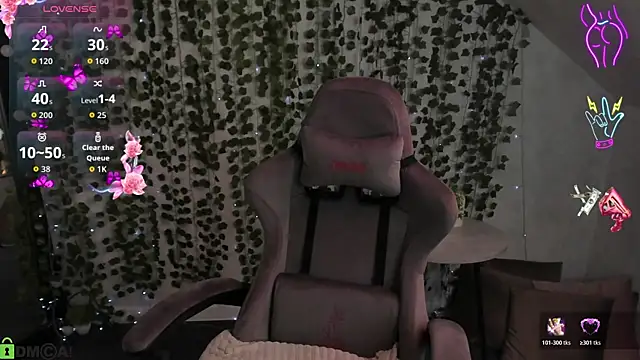 Jooyce_Howward webcam