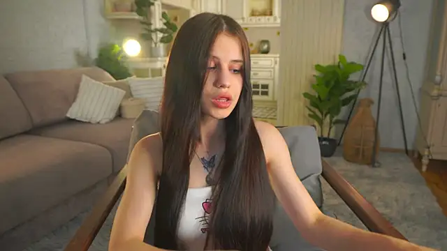 KarenaKukler webcam