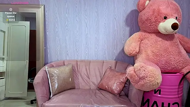 lia_harper_t webcam