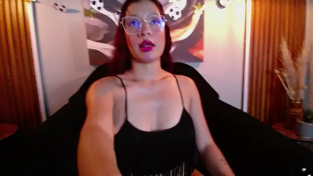 BrianaGaging webcam