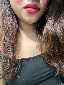 Yours_riya11 webcam