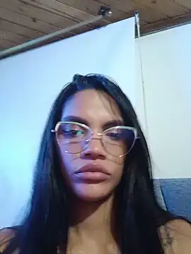 VicktoriaSunshei webcam