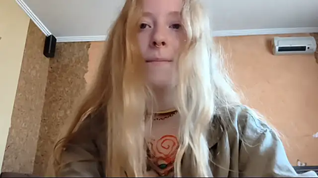 KateVibe_01 webcam