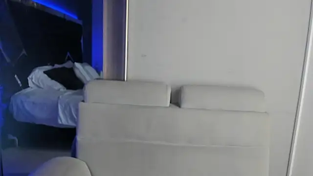AmmyJones_ webcam
