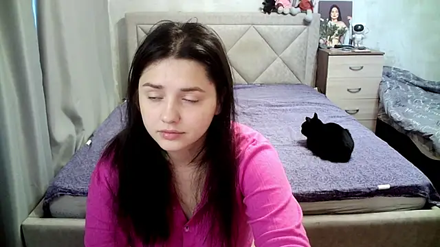 juliettkalen - Juliettkalen's free webcam - UK Sex Cams