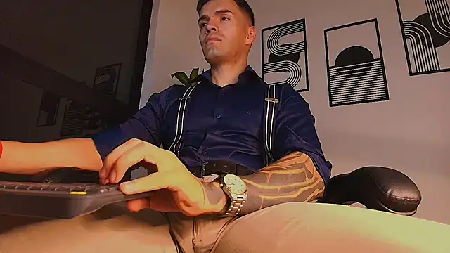 alpha_dominus_ - ALPHA_DOMINUS_'s free webcam - UK Sex Cams