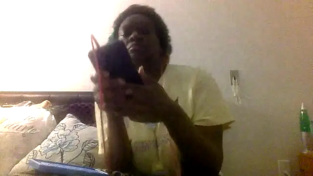 prettymaa webcam