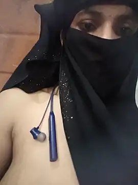 Aafreen_36 webcam