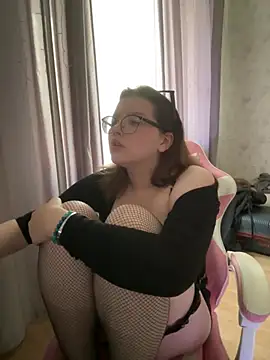 TrishaMoons webcam