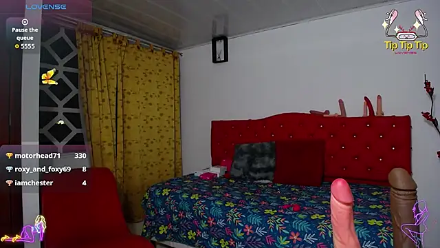 thalia_mills19 webcam