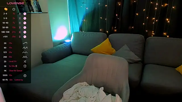 AnyaTaylor_ webcam