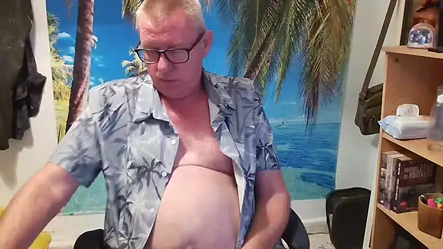 Daddy_Tobias webcam