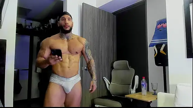 Andrew_Johnnson webcam