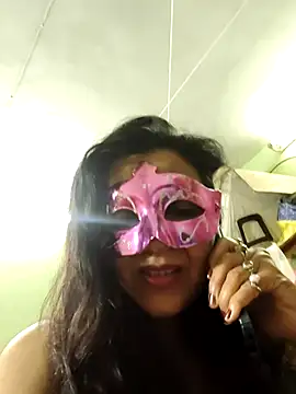 LOVE__RANI webcam