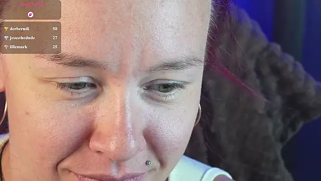 Spoty_Kate_ webcam