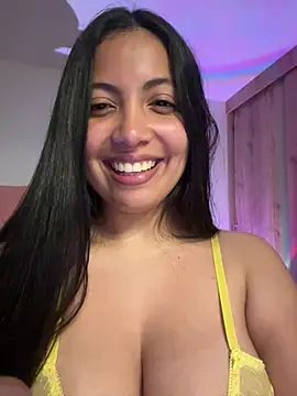 nina_belle - Nina_Belle's free webcam - UK Sex Cams