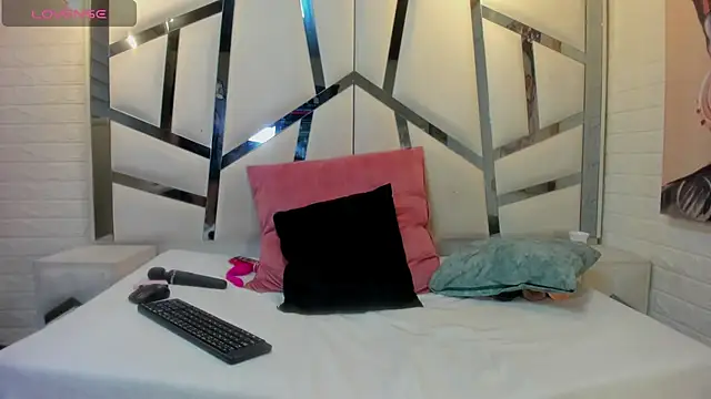 aileenrosehh live cam on StripChat