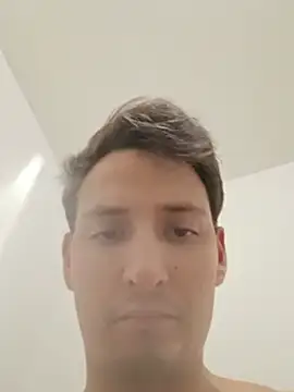 welltommy2001 webcam