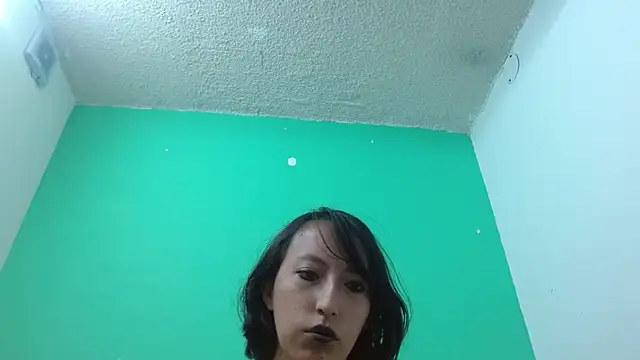 amoremerchmar webcam