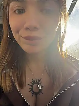 FlashTitsRoyal webcam