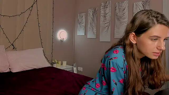 Lola_lovesss webcam