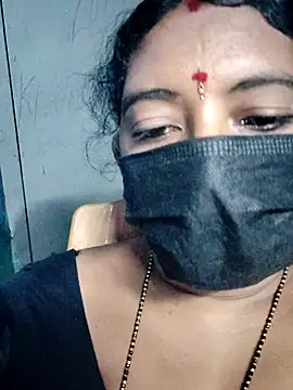 shanthi_telugu99 webcam