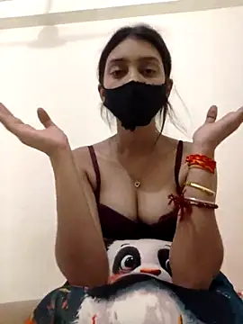 pooja_riya webcam