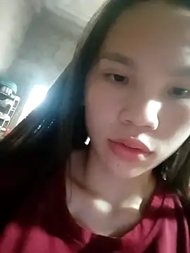 MiuMiu-Babyy webcam