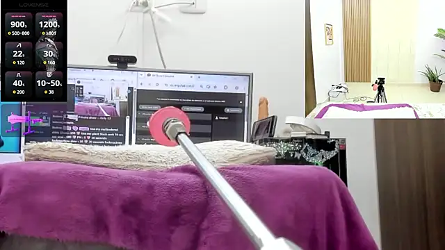 Paulina_Davis_ webcam