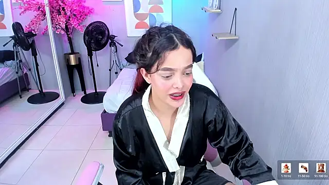 Maggy_t18 webcam