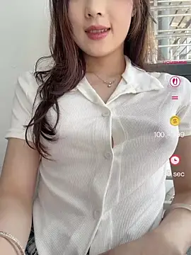美女meimei_x在线直播