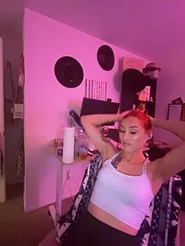 ThornsandHoney webcam