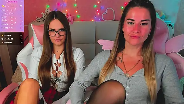 hotty_girls_here webcam