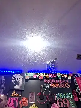 DaddyAndSplashQueen webcam