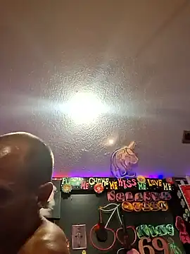 DaddyAndSplashQueen webcam