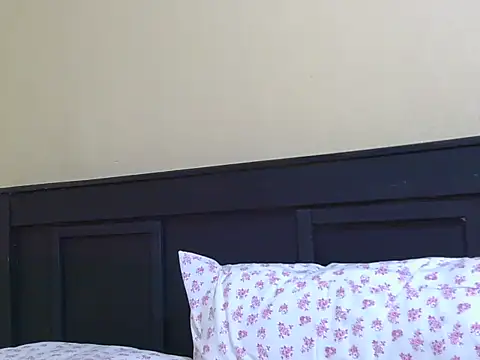 kinkydolll webcam