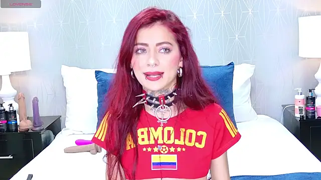 AntonellaEscudero live cam on StripChat