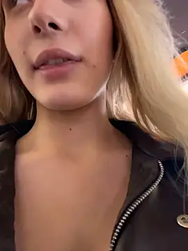 Pink_Kiss webcam