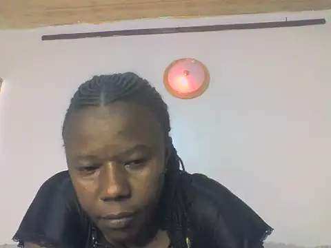 laula3030 webcam
