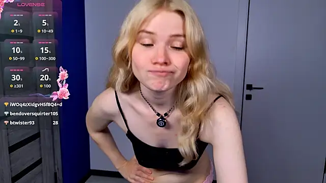 ChloeWells webcam