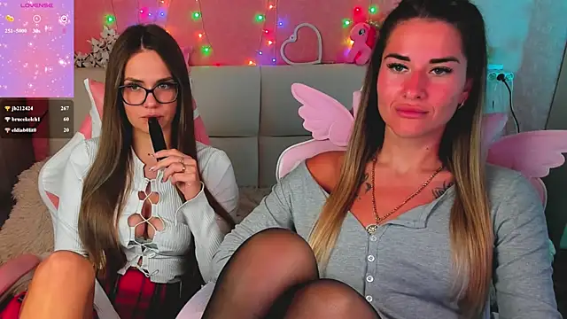 hotty_girls_here (G young) - HOT KISS