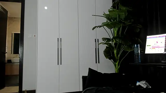 naughty_bigass