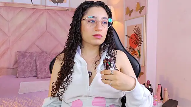 DemiJones_ webcam