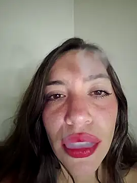 loveuu-bae webcam