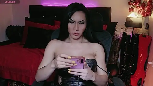 JadeScarlet_LoveLace webcam