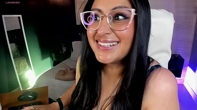 Amber_gold_ webcam
