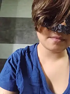 lilymoonstar1 webcam
