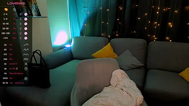 AnyaTaylor_ webcam