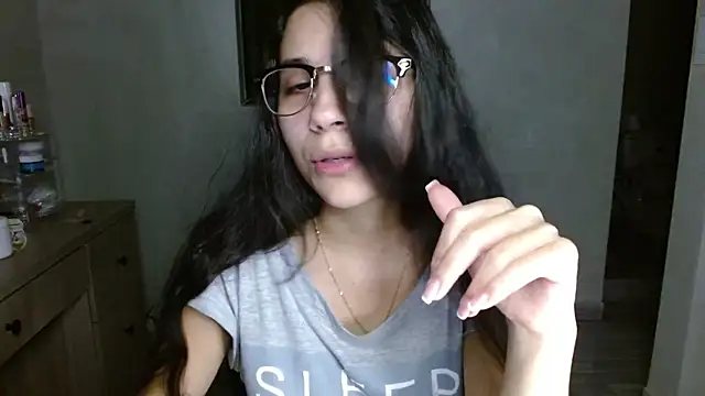 mia__lopez_ webcam