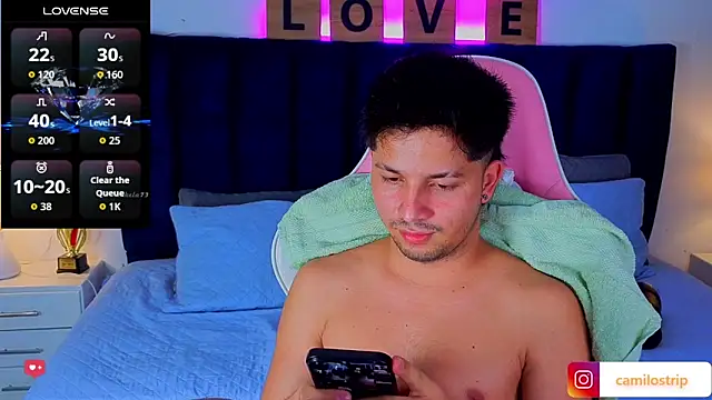 Issac_james_ webcam